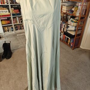 Elegant Green Women's Dress